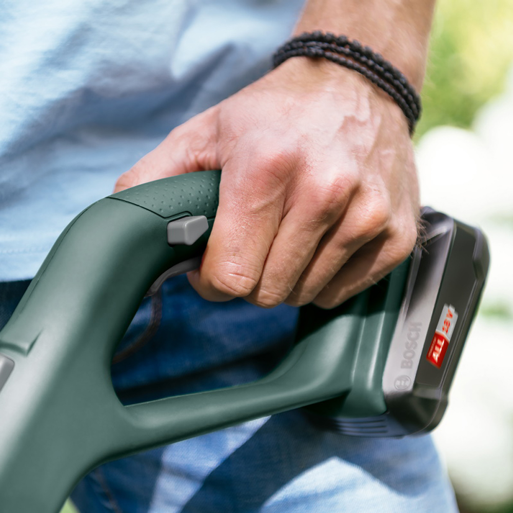 Триммер для газонов акумуляторный Bosch EasyGrassCut 18-230, 06008C1A00 photo 2