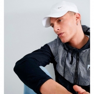  Nike  thumbnav 2