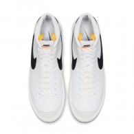 Кроссовки Nike BLAZER MID 77 VNTG thumbnav 4