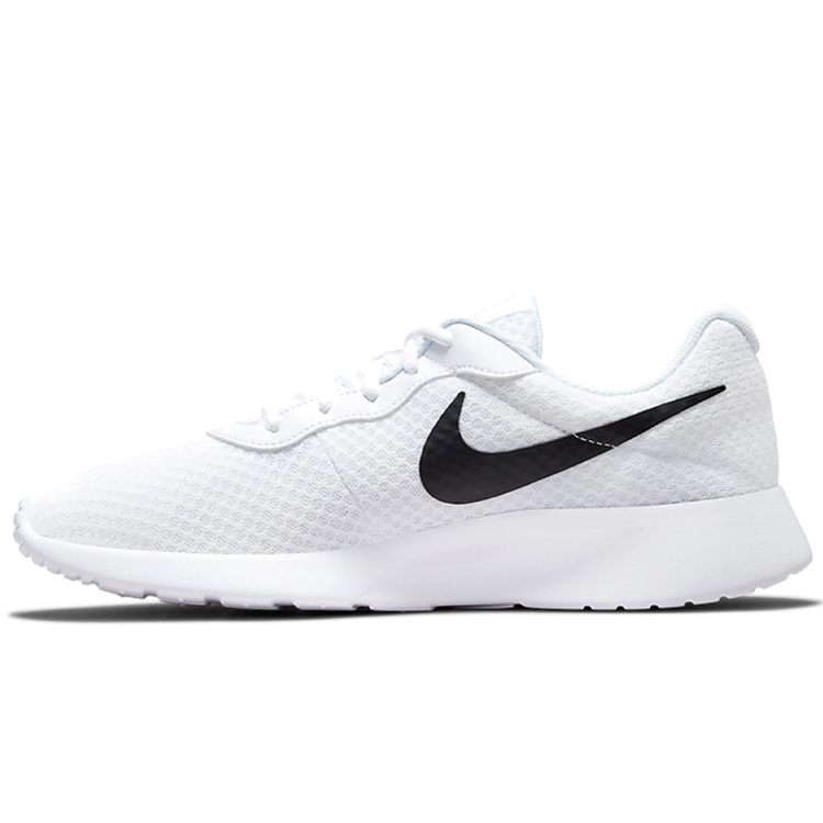 Кроссовки Nike TANJUN / Мужской / 41 / Белый photo 1 Кроссовки Nike TANJUN / Мужской / 41 / Белый photo 1