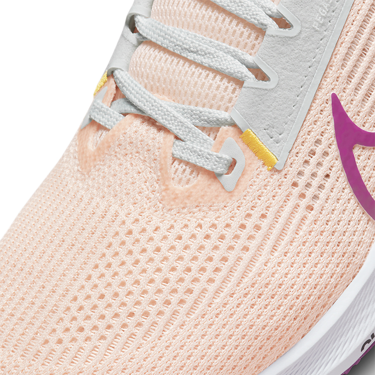 Кроссовки Nike W AIR ZOOM PEGASUS 40 / Женский / 38 / Бежевый photo 2