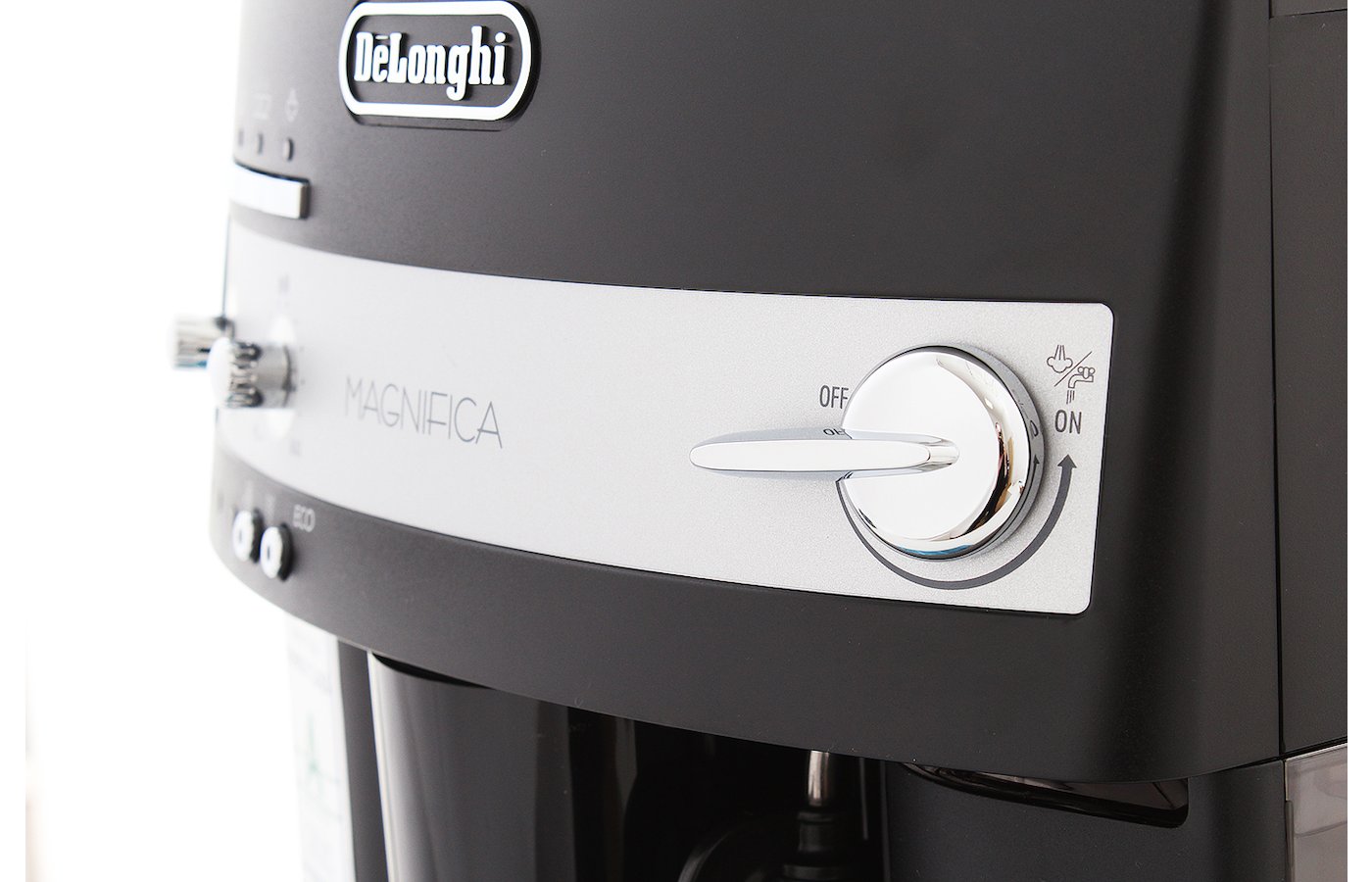 Aparat de cafea Espresso Delonghi ESAM3000 / 15 bar / Espresso photo 4