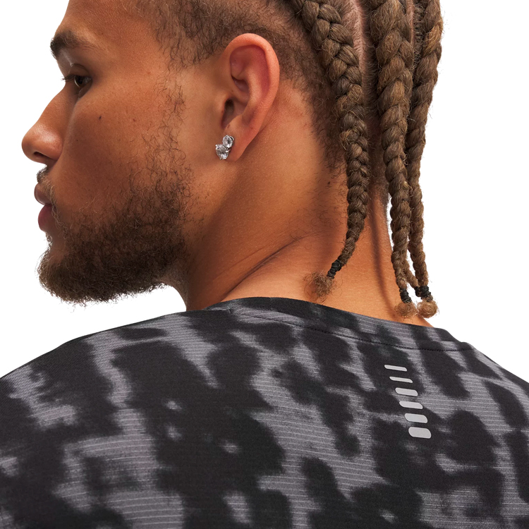 Футболка мужская Under Armour UA LAUNCH PRINTED SS L Черный/Серый photo 3