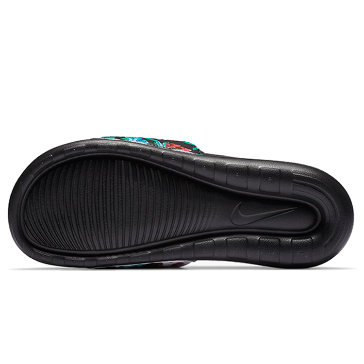 Шлепанцы Nike VICTORI ONE SLIDE PRINT / Женский / 35.5 / Черный photo 3