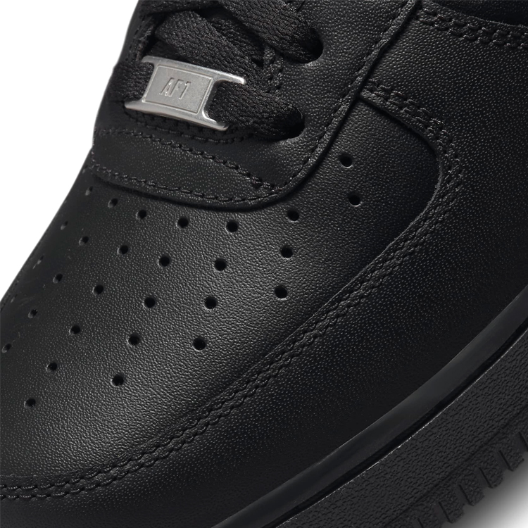Кроссовки Nike AIR FORCE 1 07 / Мужской / 41 / Черный photo 4