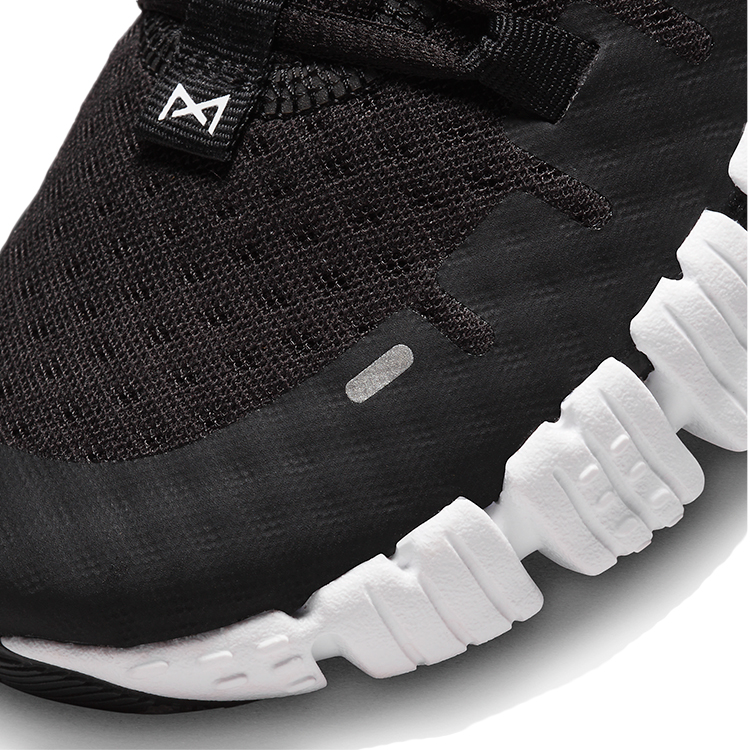 Кроссовки Nike W FREE METCON 5 / Женский / 38.5 / Черный photo 4