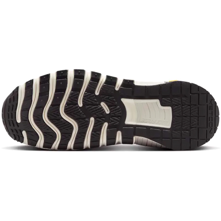 Кроссовки Nike FREE METCON 6 / Мужской / 44.5 / Коричневый photo 3