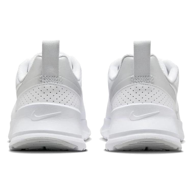 Кроссовки Nike W AIR MAX NUAXIS / Женский / 36.5 / Белый photo 4
