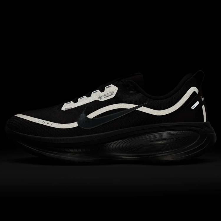 Кроссовки Nike VOMERO 18 GTX photo 6