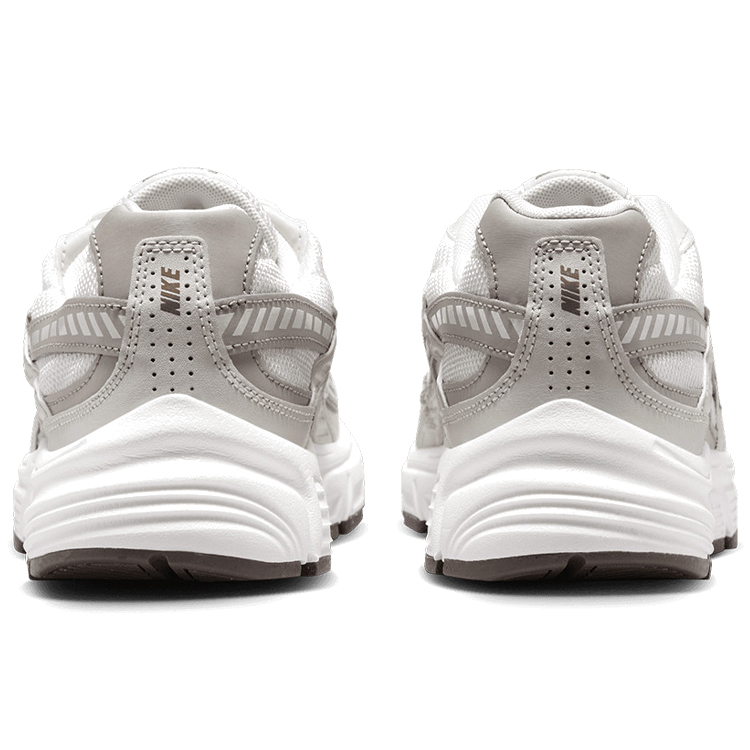 Кроссовки Nike WMNS INITIATOR / Женский / 40.5 / Бежевый photo 4