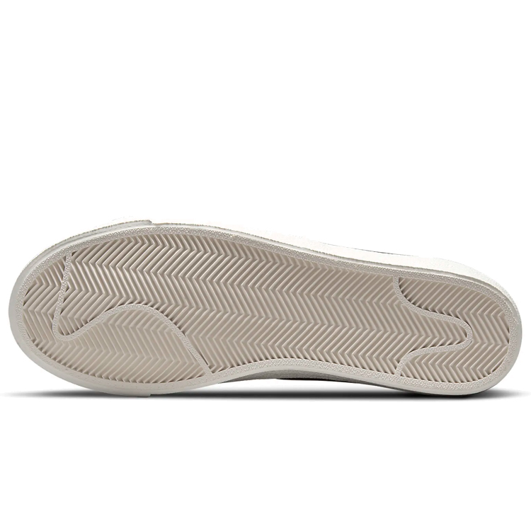 Кроссовки Nike W BLAZER LOW 77 / Женский / 43 / Белый photo 3