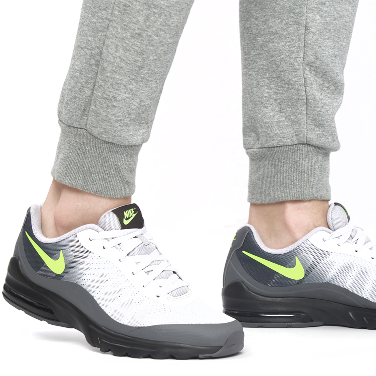 Кроссовки Nike AIR MAX INVIGOR / Мужской / 41 / Серый photo 3