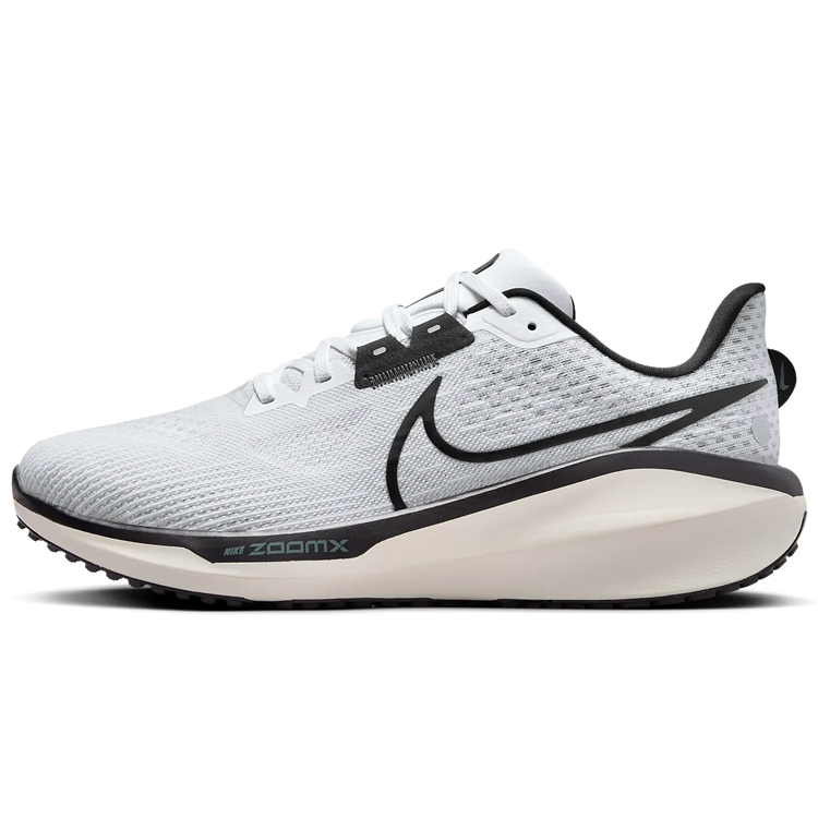 Кроссовки Nike VOMERO 17 / Мужской / 41 / Белый photo 1 Кроссовки Nike VOMERO 17 / Мужской / 41 / Белый photo 1