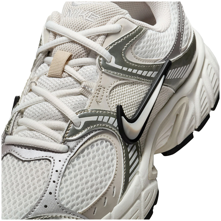 Кроссовки Nike W V5 RNR / Женский / 40.5 / Белый photo 4