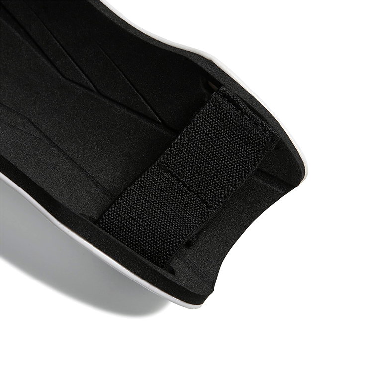 Scuturi Adidas TIRO SG TRN photo 2