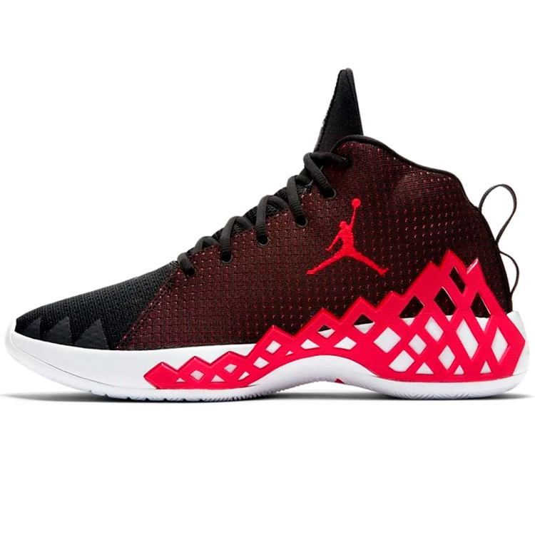 Кроссовки Nike JUMPMAN DIAMOND MID / Мужской / 44.5 / Черный photo 1 Кроссовки Nike JUMPMAN DIAMOND MID / Мужской / 44.5 / Черный photo 1