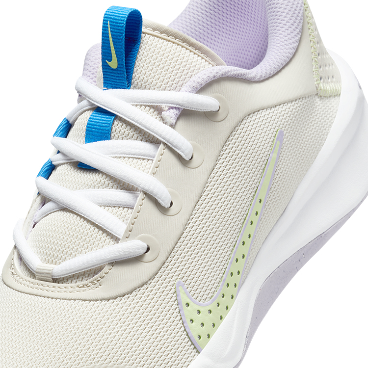 Кроссовки Nike OMNI MULTI-COURT (GS) / Женский / 36.5 / Бежевый photo 5