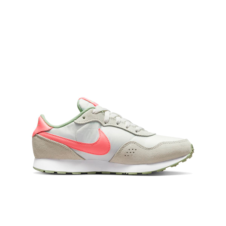 Кроссовки Nike MD VALIANT (GS) / Женский / 38 / Белый photo 3