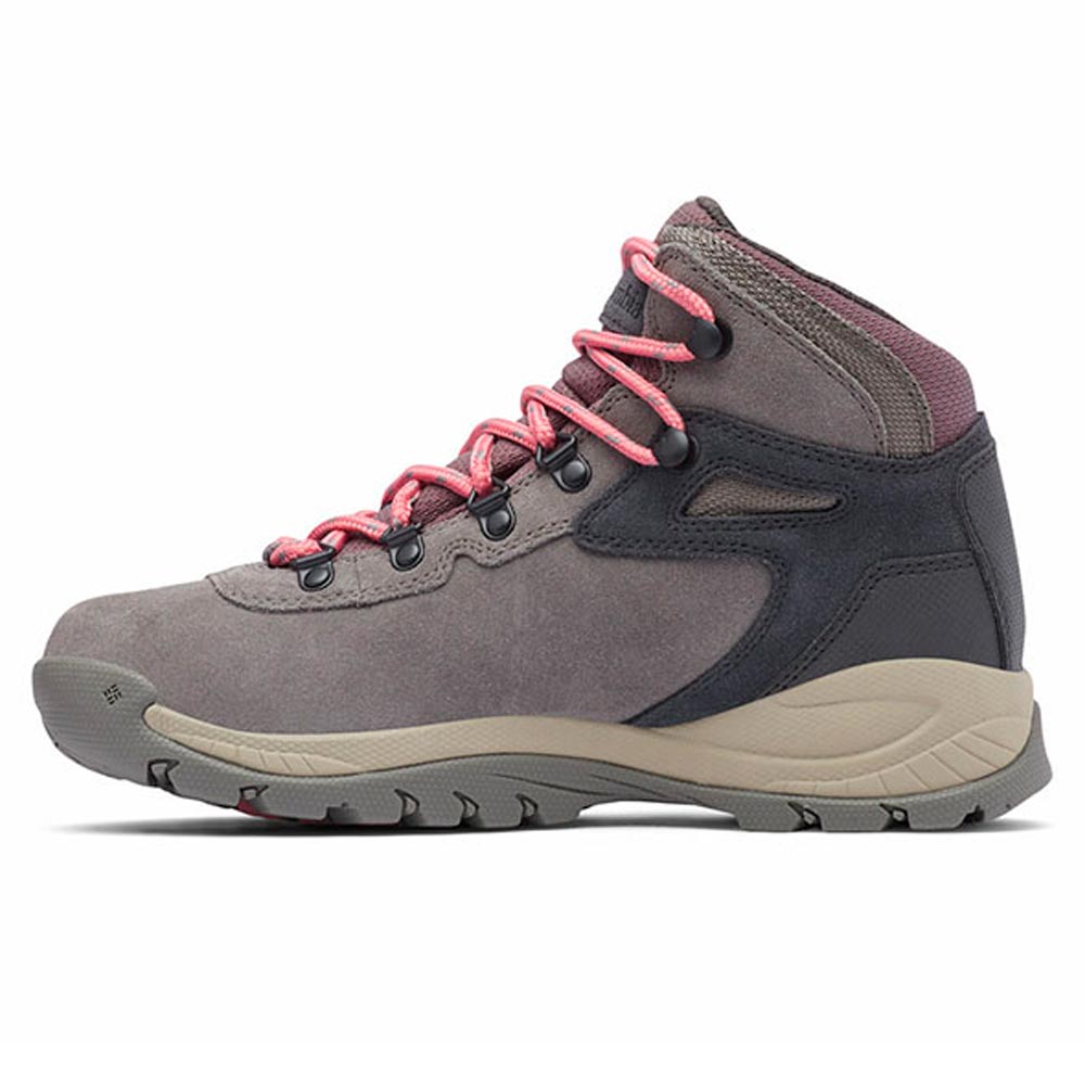 Ботинки Columbia 1718821-008, Newton Ridge Plus Waterproof Amped photo Ботинки Columbia 1718821-008, Newton Ridge Plus Waterproof Amped photo