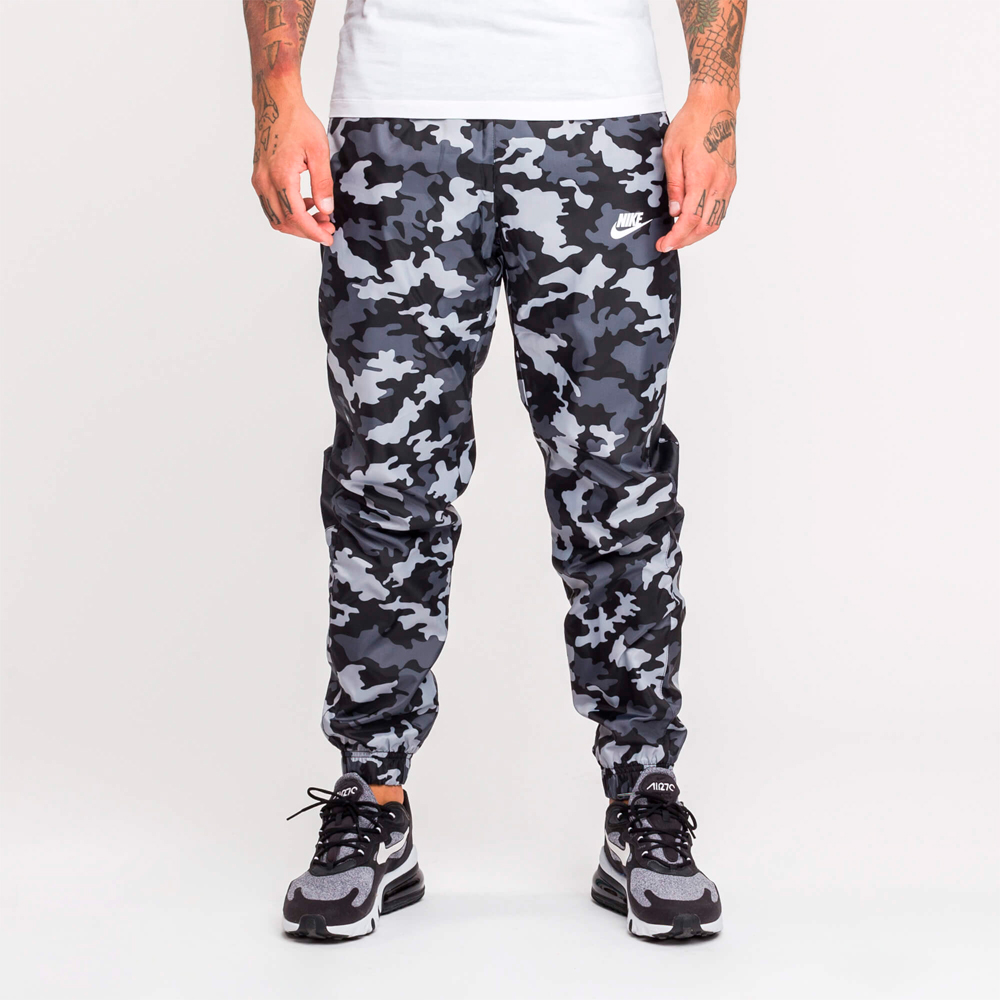 Брюки Nike CE PANT CF WVN TRK CAMO L Черный Мужской photo 4