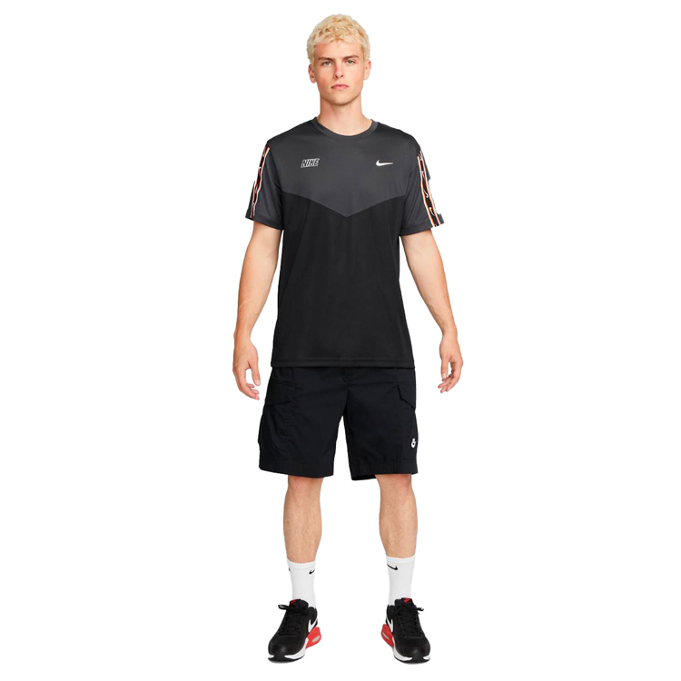 Футболка мужская Nike M NSW REPEAT SW PK TEE S Черный photo 2