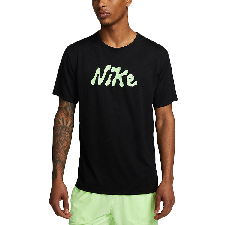 Tricou bărbătesc Nike M NK DF UV S72 MILER SS S Negru photo 1 Tricou bărbătesc Nike M NK DF UV S72 MILER SS S Negru photo 1