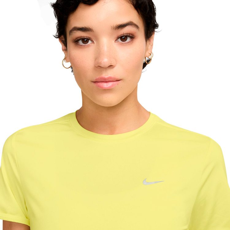 Tricou Nike W NK SWIFT DF SS TOP M Galben Femei photo 2