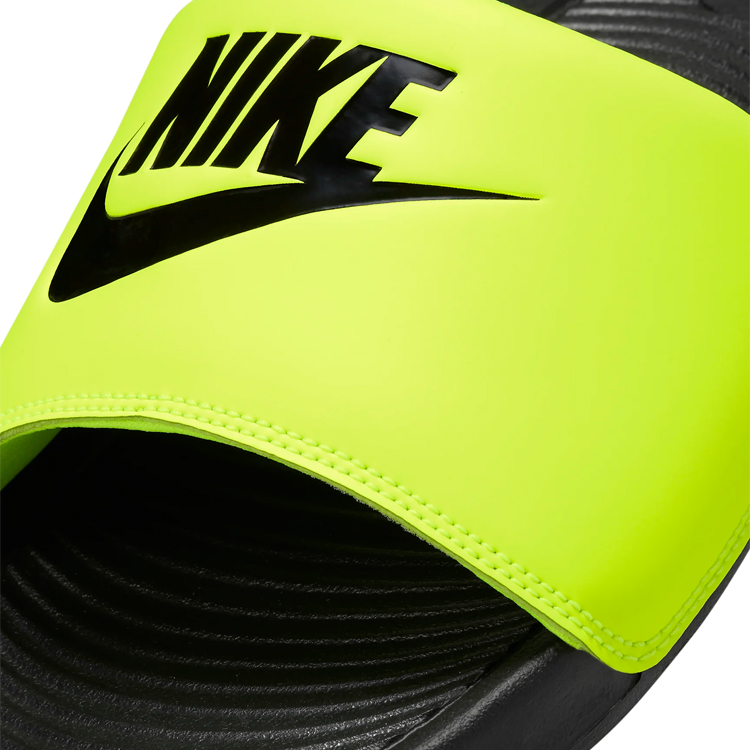 Шлепанцы Nike VICTORI ONE SLIDE / Мужской / 38.5 / Черный/Желтый photo 5