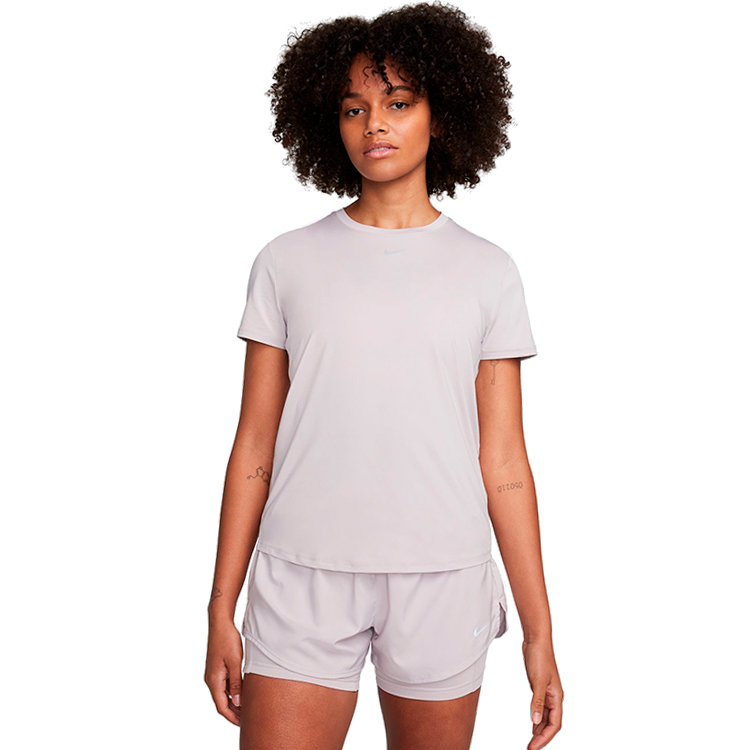 Tricou Nike W NK ONE CLASSIC DF SS TOP / Femei / S / Mov photo 1 Tricou Nike W NK ONE CLASSIC DF SS TOP / Femei / S / Mov photo 1