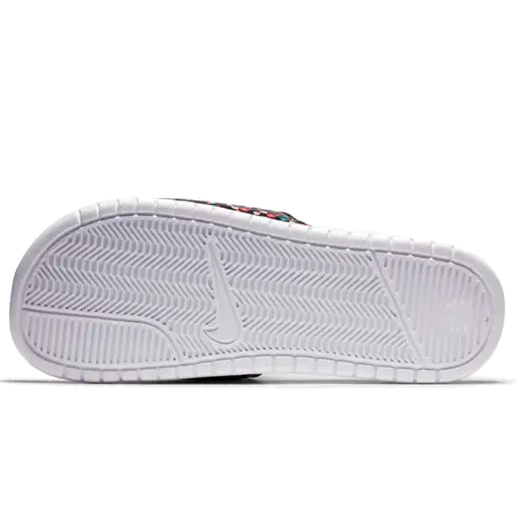 Slapi Nike BENASSI JDI PRINT pt Femei / 42 / Alb photo 2