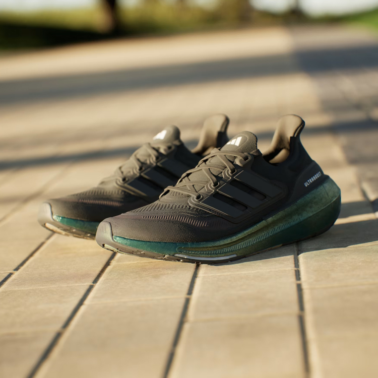 Кроссовки Adidas ULTRABOOST LIGHT / Мужской / 41.5 / Черный photo 5