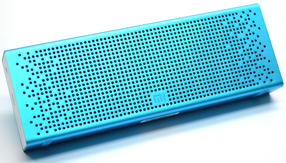 Акустическая Bluetooth-система. Xiaomi MI Portable Bluetooth 6W Blue photo 1 Акустическая Bluetooth-система. Xiaomi MI Portable Bluetooth 6W Blue photo 1