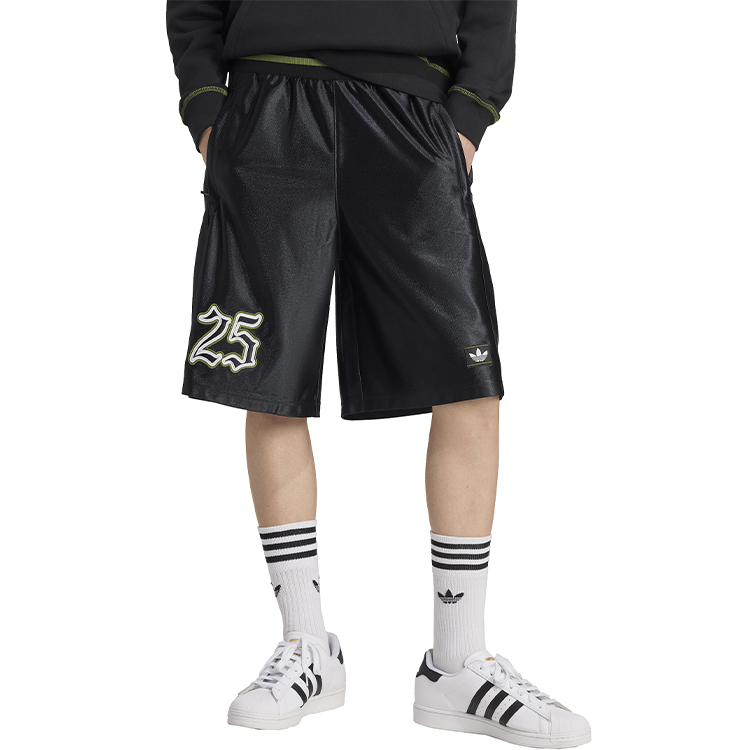 Sorti de bărbați Adidas GRFX SHORT XS Negru photo 1 Sorti de bărbați Adidas GRFX SHORT XS Negru photo 1