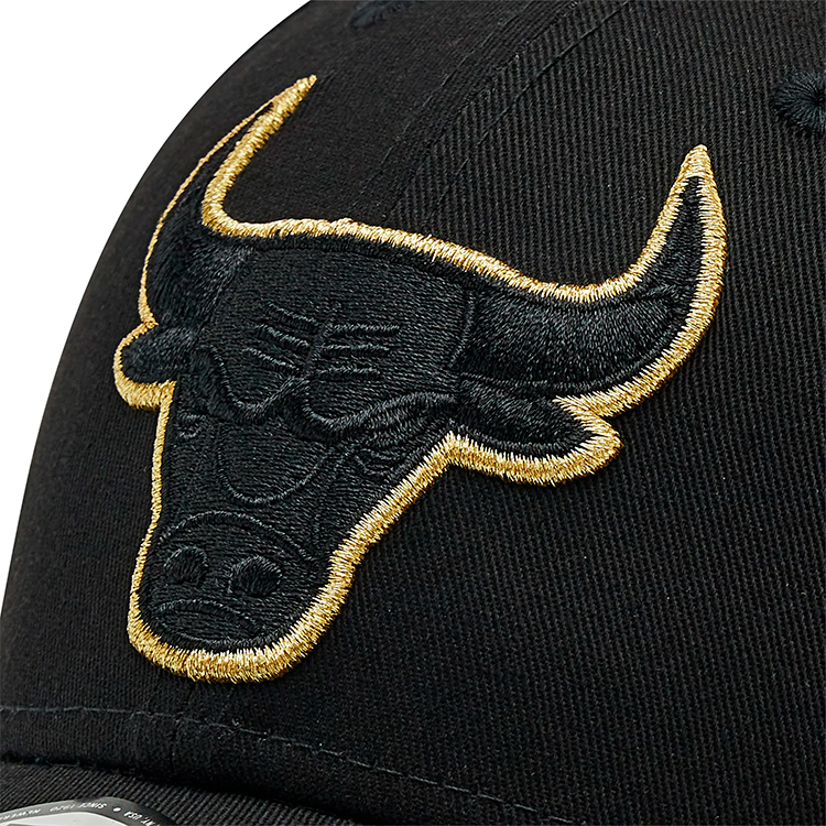 Chipiu New Era Metallic Pop 940 Bulls    One size Negru photo 2