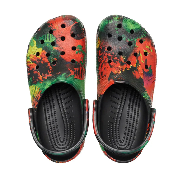 Slapi Crocs Classic Cyber Beach Clog pt Unisex / 36-37 / Negru photo 3