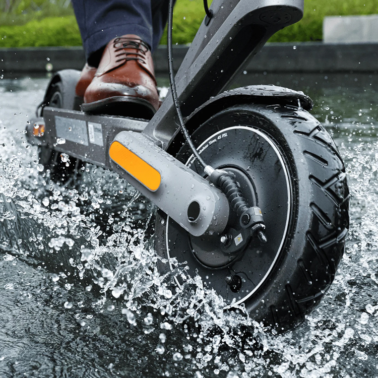 Электрический самокат Xiaomi Scooter 4 Ultra / 940 Вт / 70 км / 25 км/ч / Черный photo 7