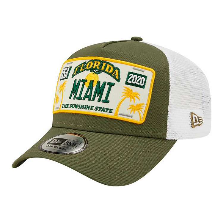Chipiu New Era TRUCKER photo Chipiu New Era TRUCKER photo
